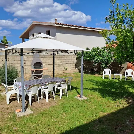 Nyaraló Rebecca's House